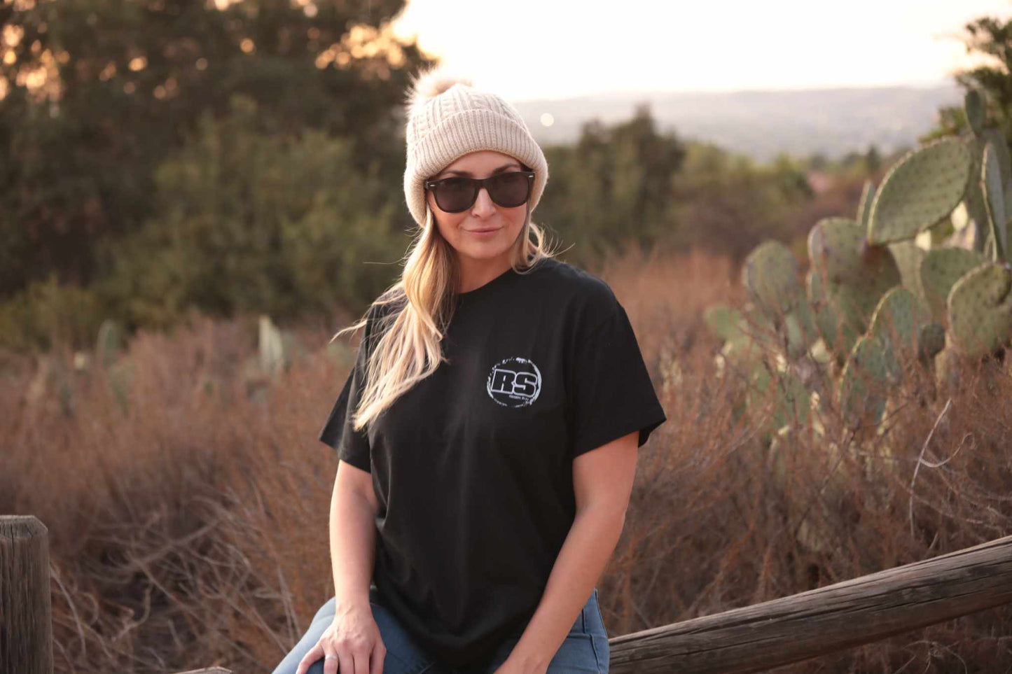ADULT RS LOGO TEE- BLACK // LIGHT GREY
