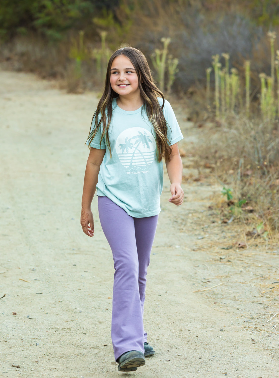 KIDS SUNSET PALMS TEE- BLUE DUST // CREAM