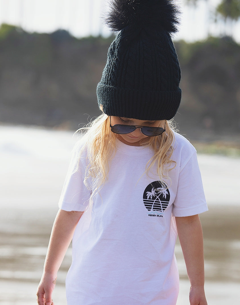 KIDS SUNSET PALMS TEE- WHITE// BLACK