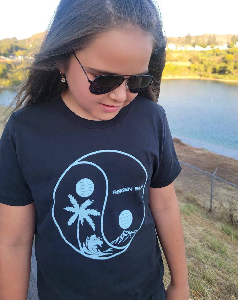 KIDS YINYANG PARADISE TEE- IN BLACK // OCEAN BLUE