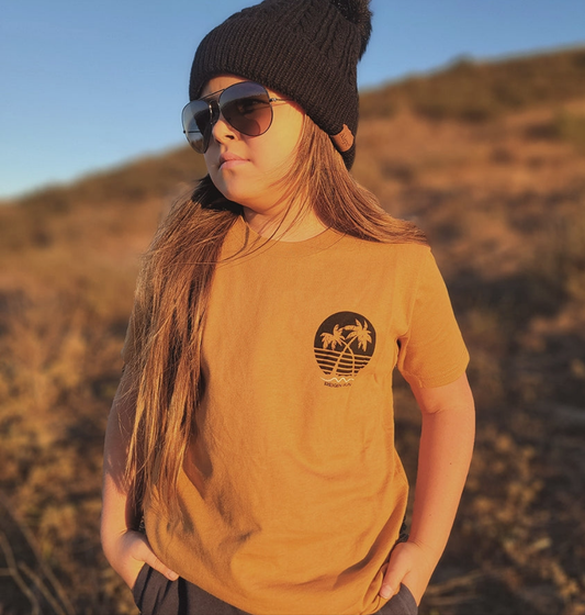 KIDS SUNSET PALMS TEE- TOAST // Black