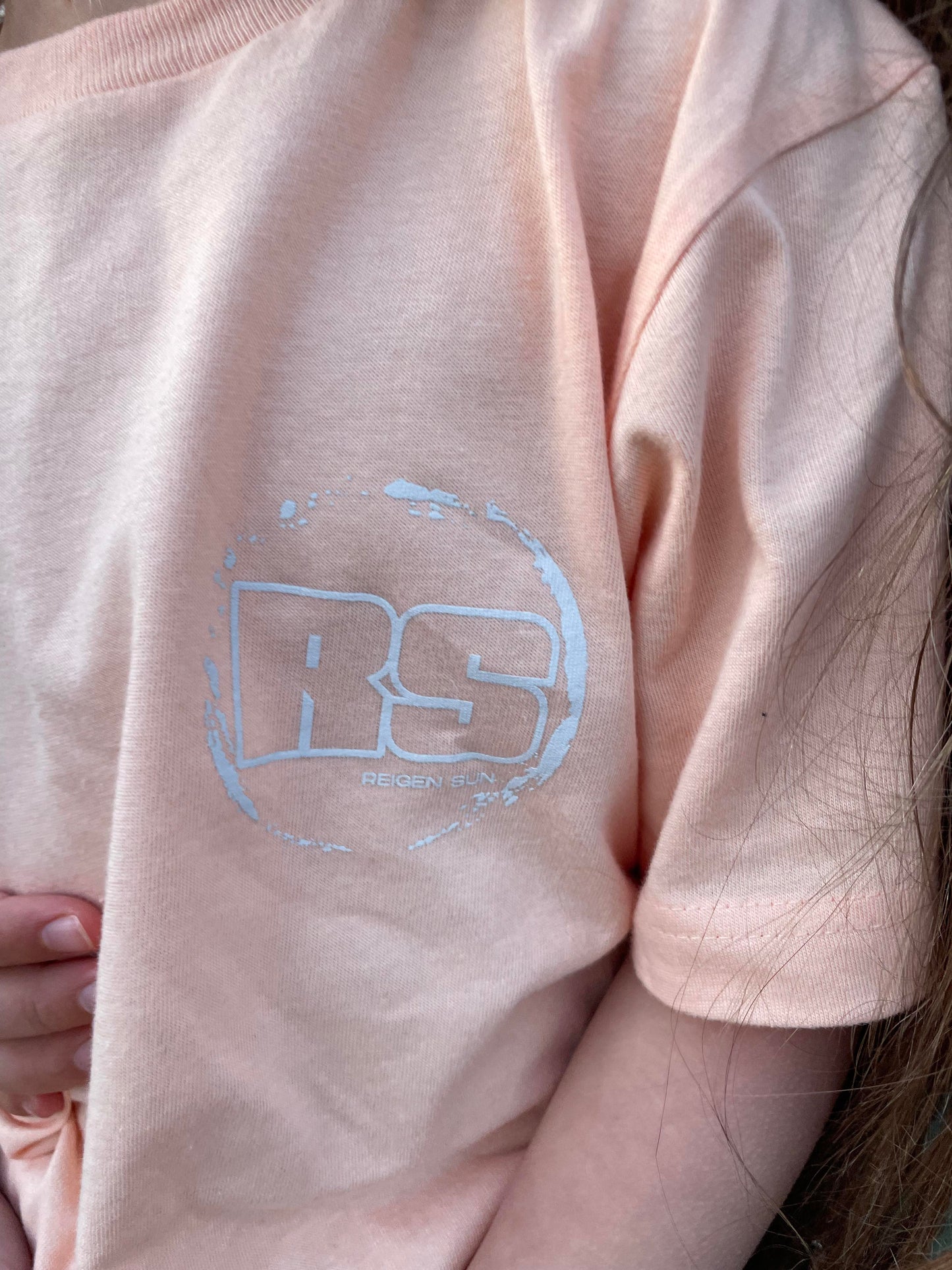 KIDS RS LOGO TEE- PEACHIN // LIGHT GREY